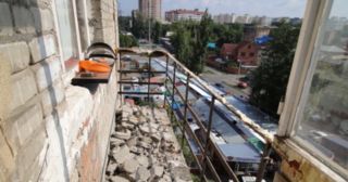 Демонтаж балкона Мытищи, цена от 2918 руб.
