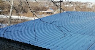 Демонтаж поликарбоната с крыши в Мытищах - услуги по доступной цене от 615 рублей