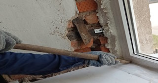 Демонтаж оконных откосов по выгодной цене от 512 руб. в Мытищах - Сварной-Мтщ